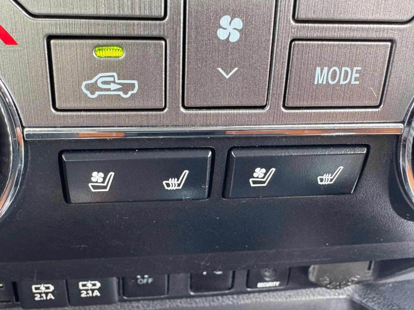 2020 Toyota Tundra Platinum 5.7L V8