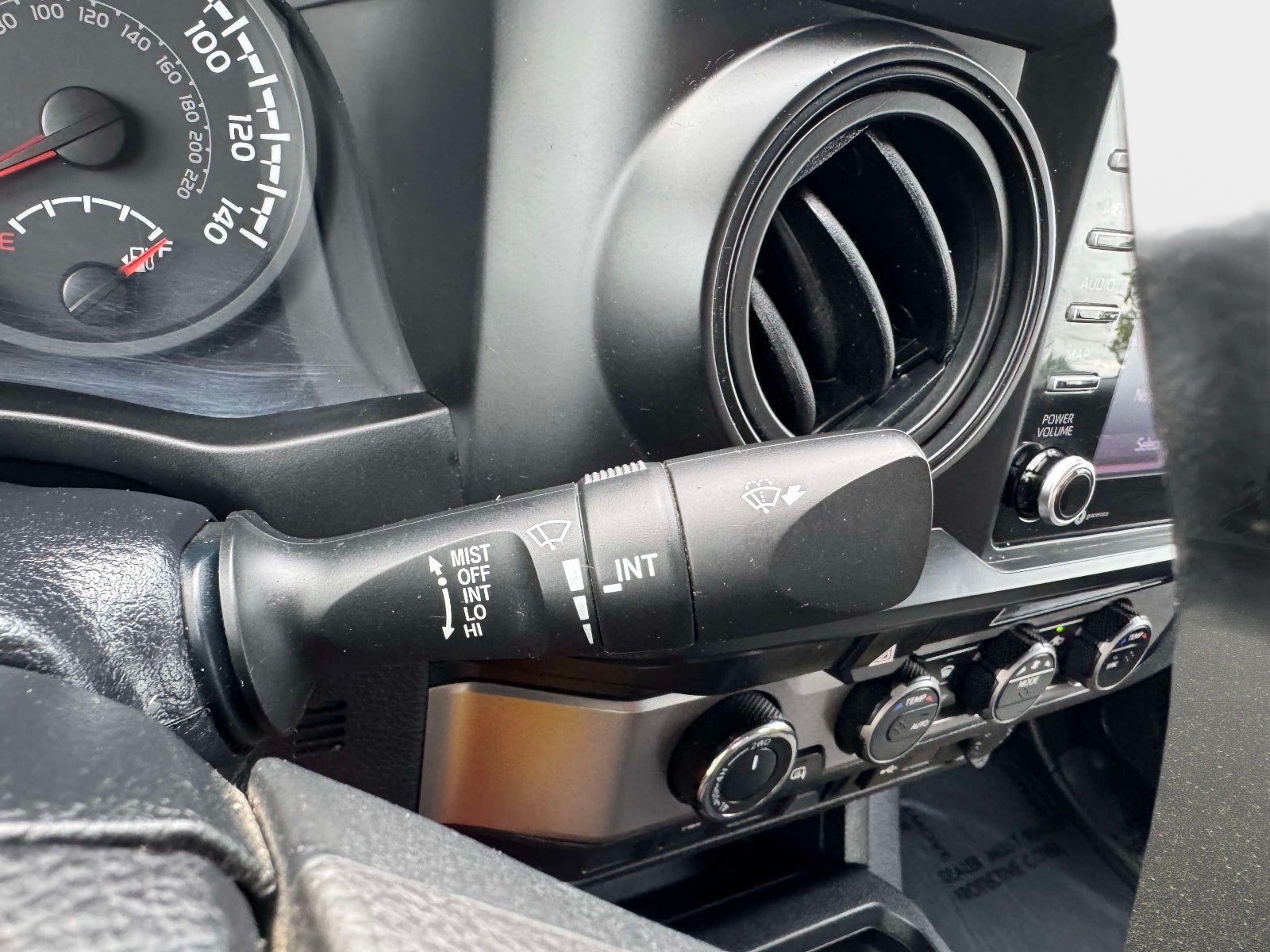 2021 Toyota Tacoma SR V6