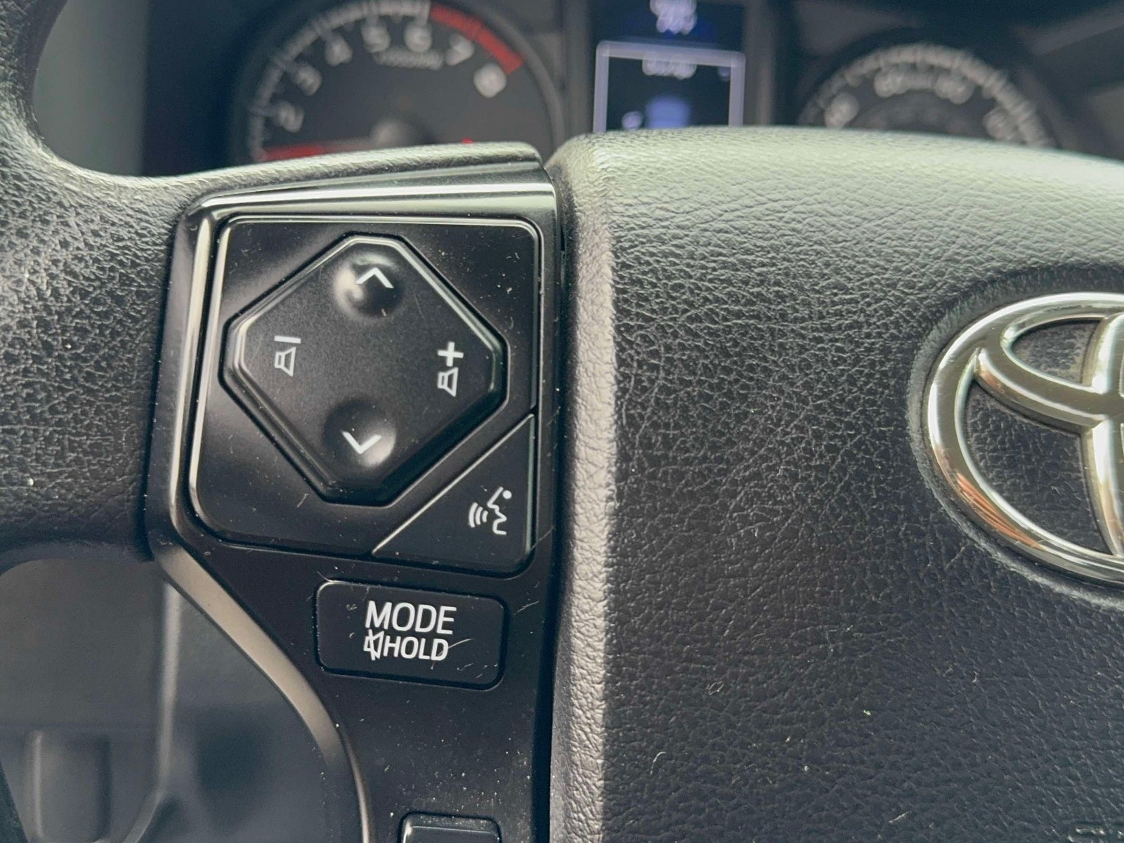 2021 Toyota Tacoma SR V6