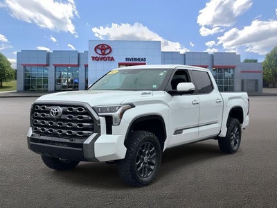 2025 Toyota Tundra Hybrid Platinum
