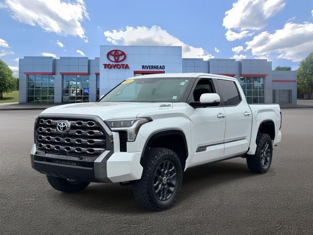 2025 Toyota Tundra Hybrid Platinum