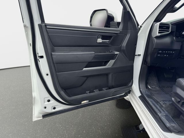 2025 Toyota Tundra Hybrid Platinum