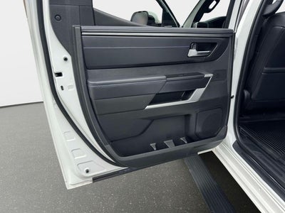 2025 Toyota Tundra Hybrid Platinum