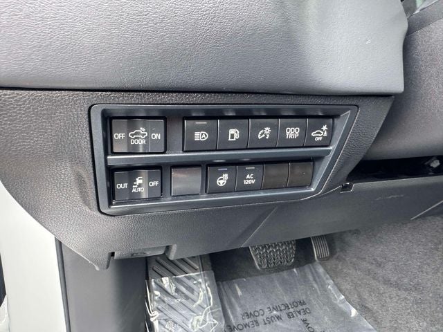 2025 Toyota Tundra Hybrid Platinum