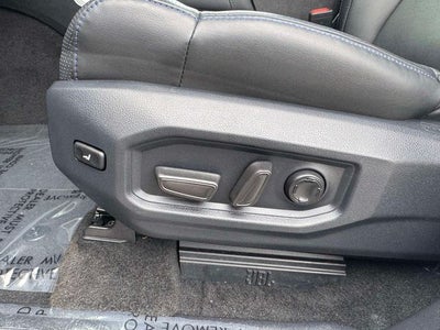 2025 Toyota Tundra Hybrid Platinum