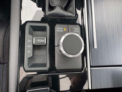 2025 Toyota Tundra Hybrid Platinum
