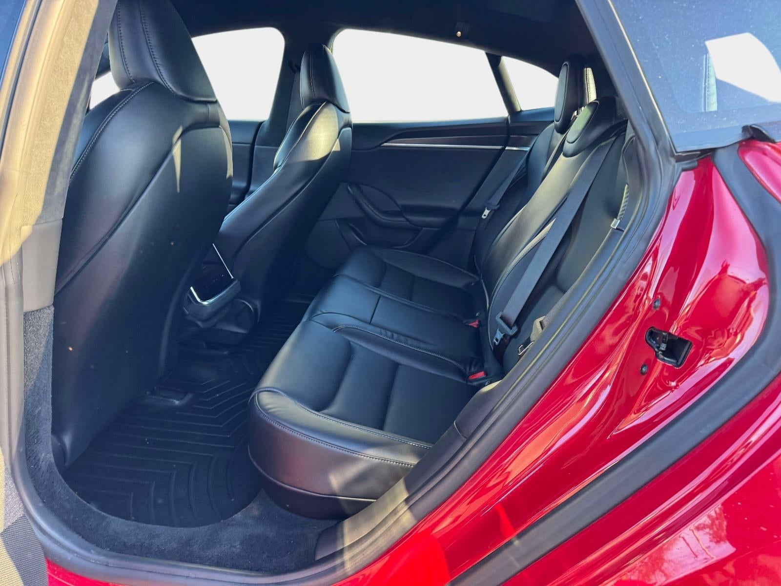 2022 Tesla Model S Plaid