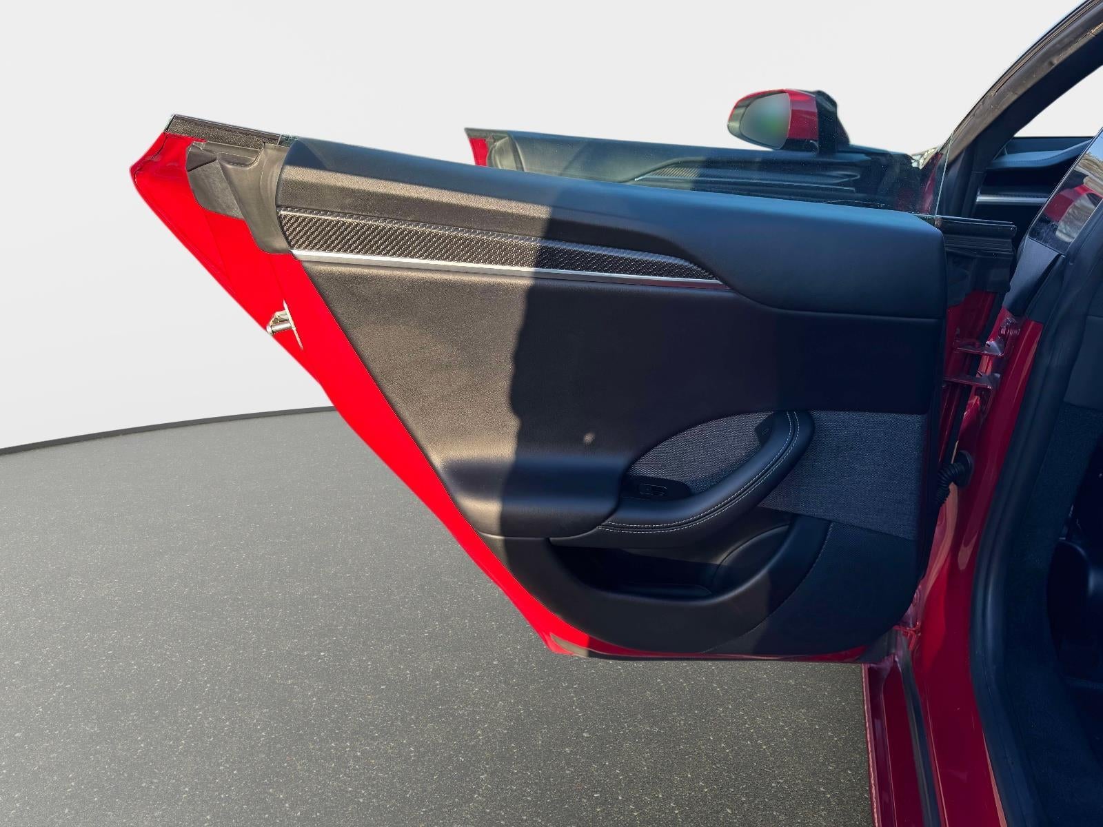 2022 Tesla Model S Plaid