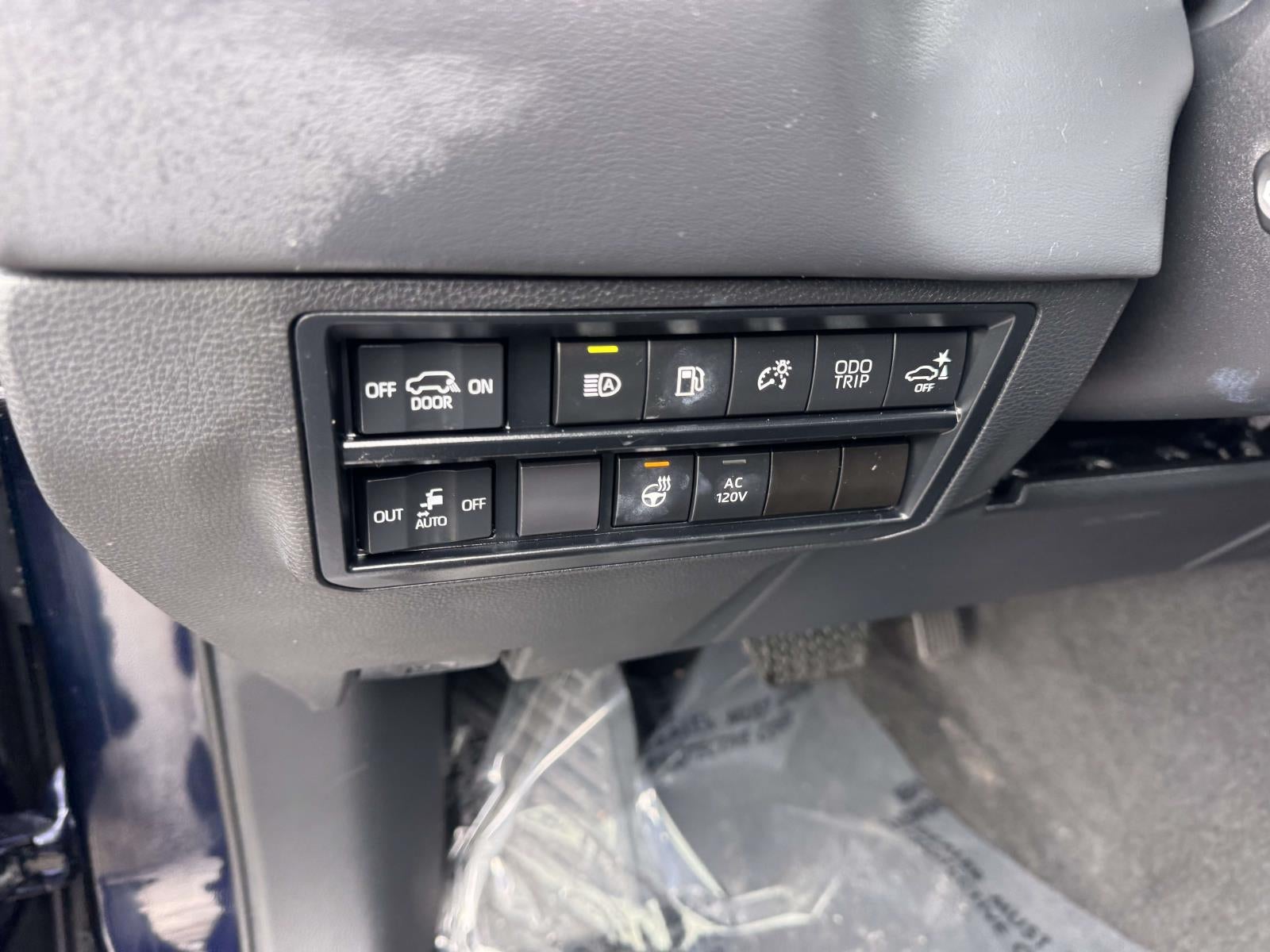 2023 Toyota Sequoia Platinum