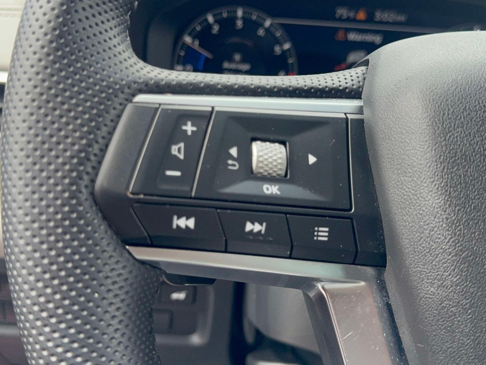 2023 Mitsubishi Outlander SEL