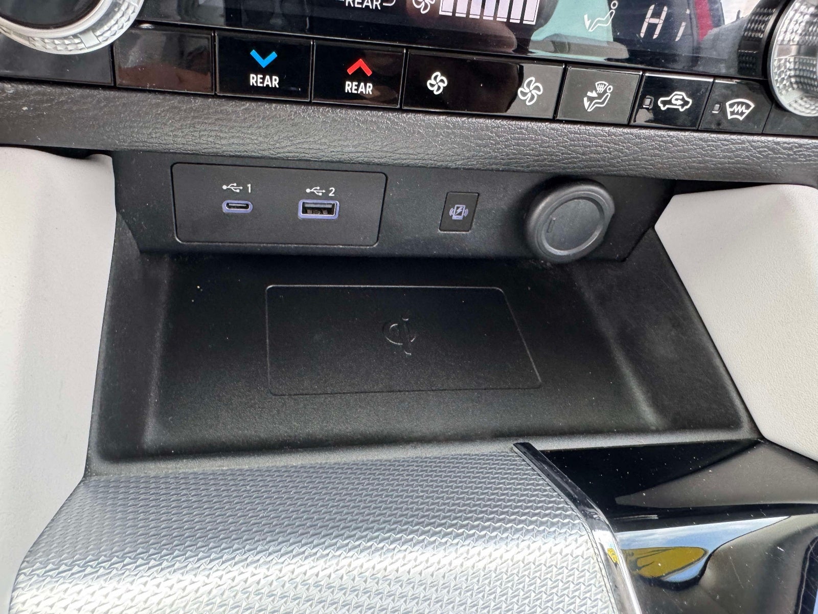 2023 Mitsubishi Outlander SEL