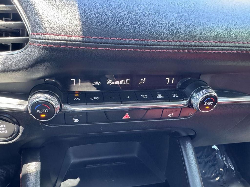 2024 Mazda Mazda3 2.5 S Carbon Edition
