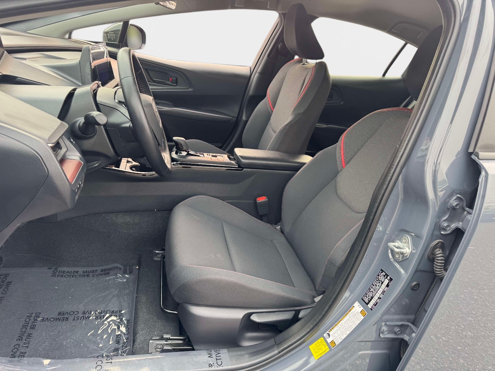 2024 Toyota Prius Prime SE