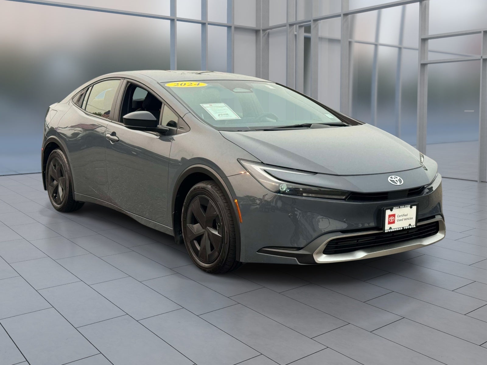 2024 Toyota Prius Prime SE