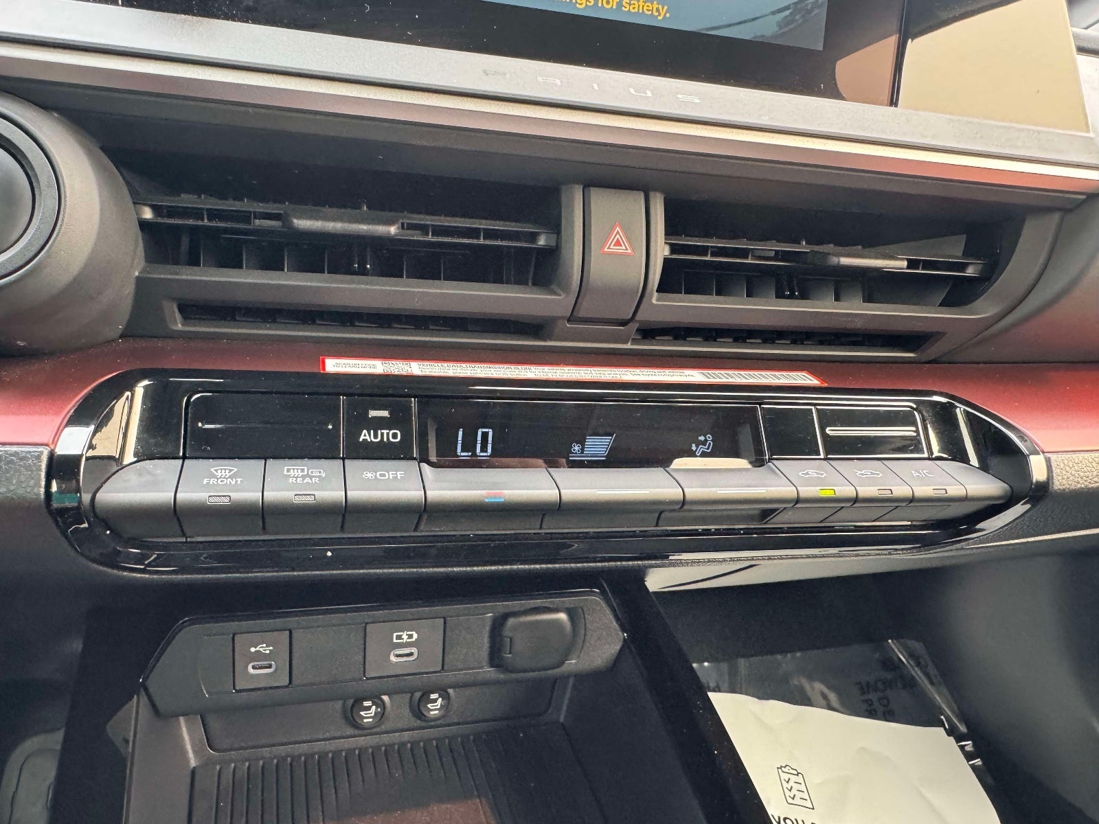 2024 Toyota Prius Prime SE