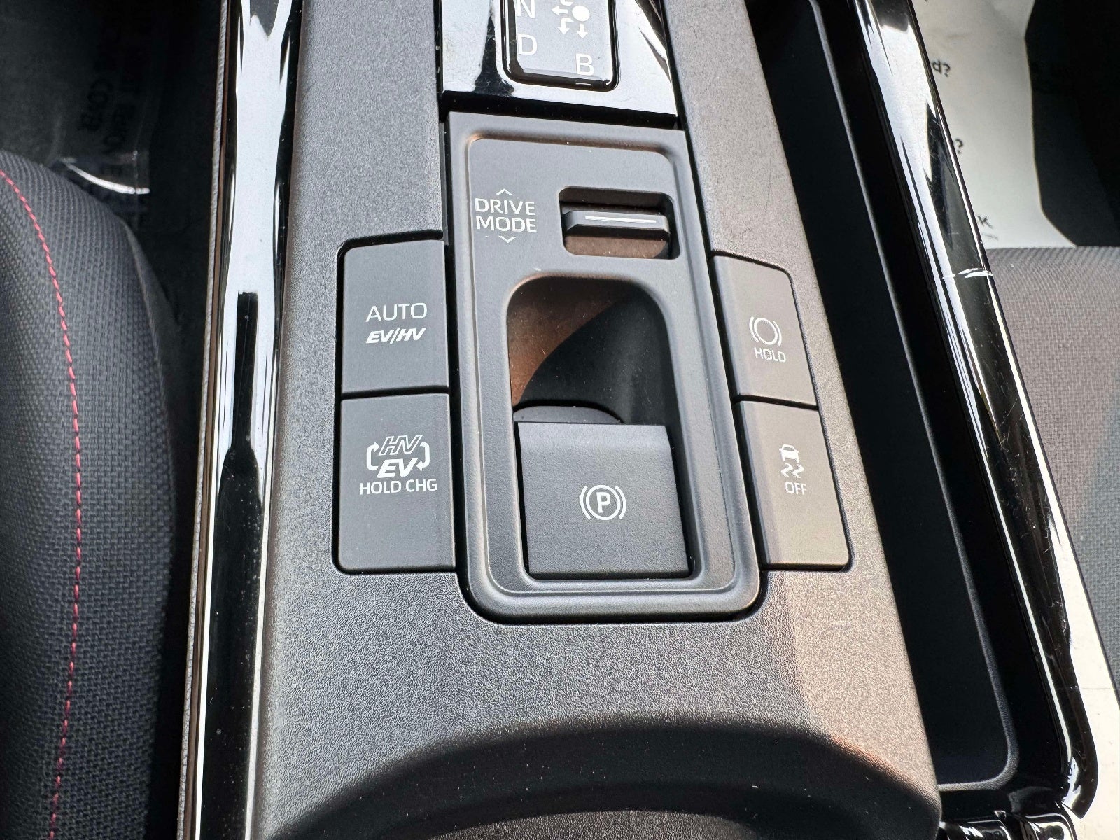 2024 Toyota Prius Prime SE
