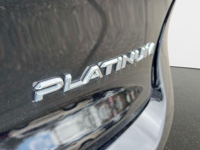 2023 Toyota Crown Platinum