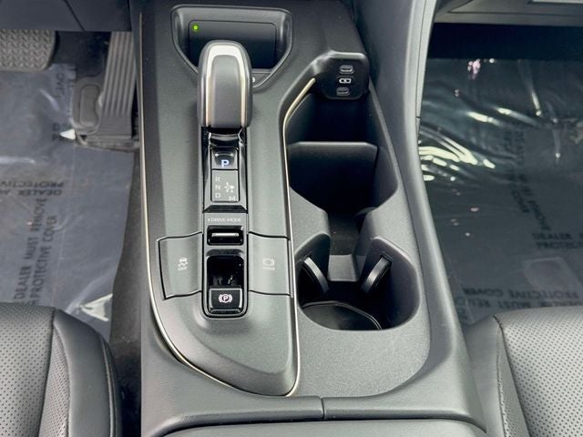 2023 Toyota Crown Platinum