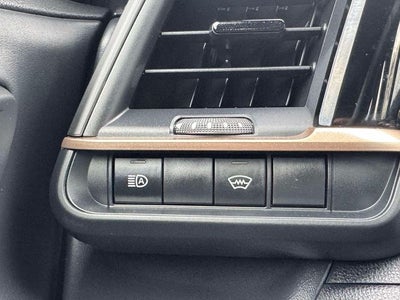2023 Toyota Crown Platinum