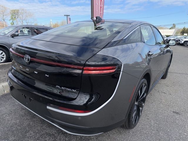 2023 Toyota Crown Platinum