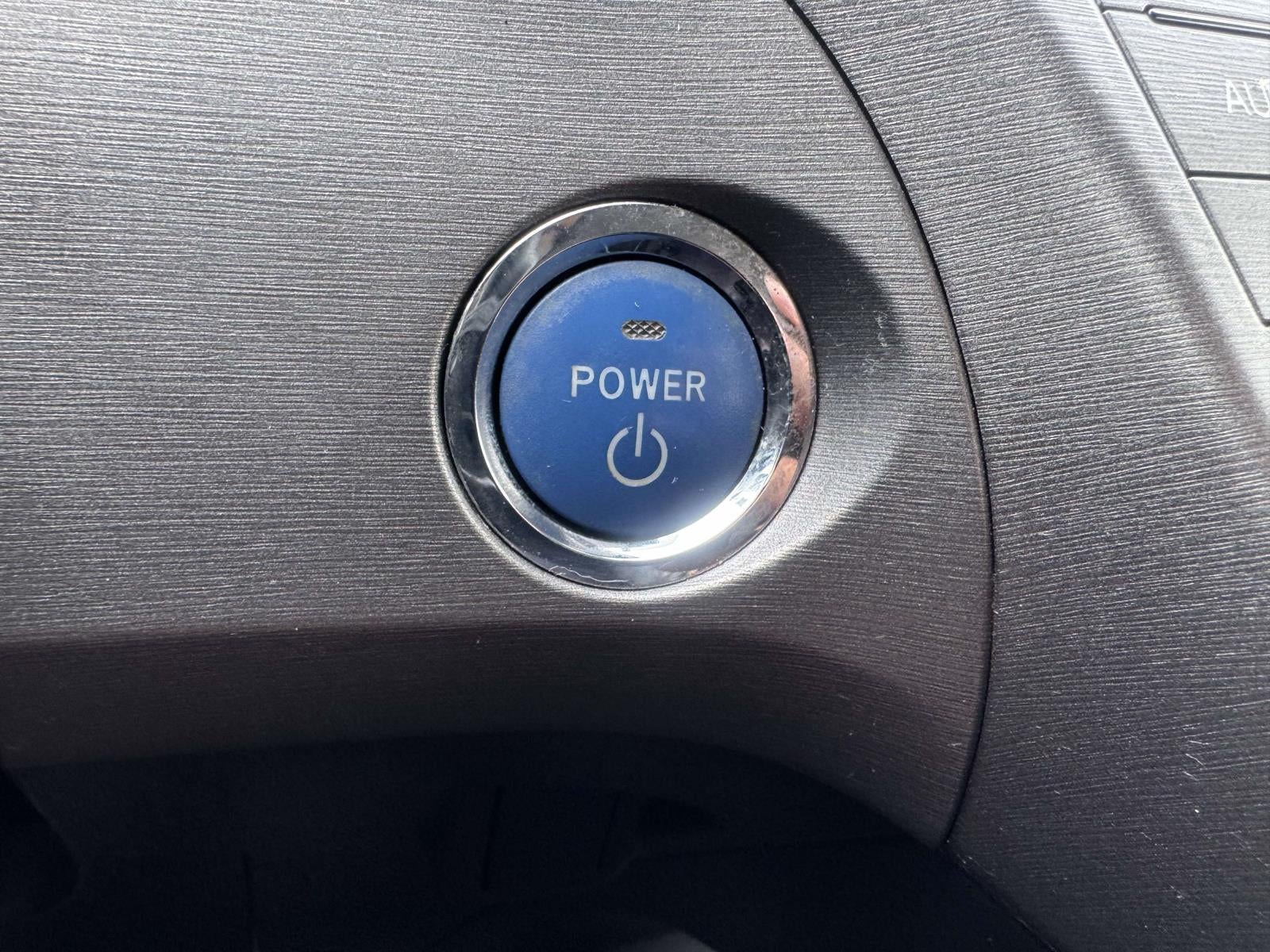 2014 Toyota Prius Four