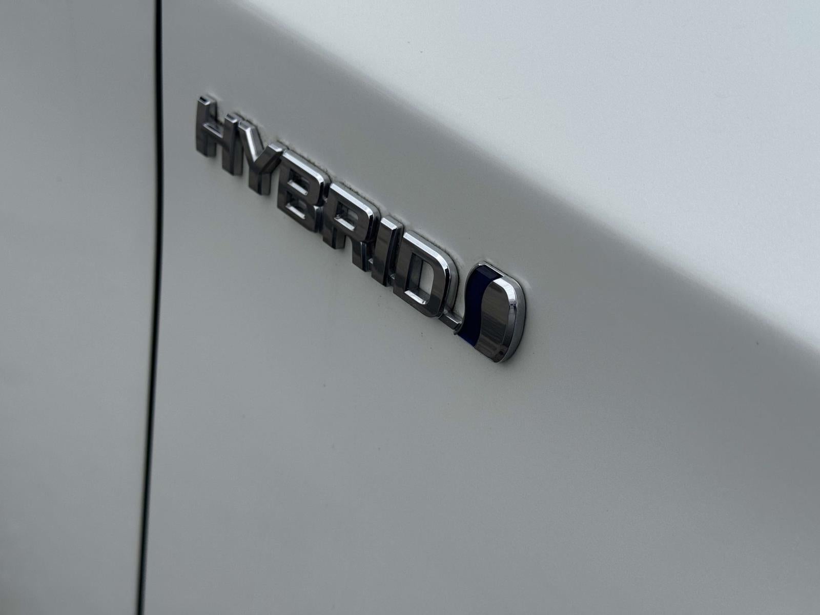 2014 Toyota Prius Four