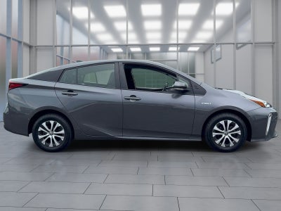 2022 Toyota Prius XLE AWD e