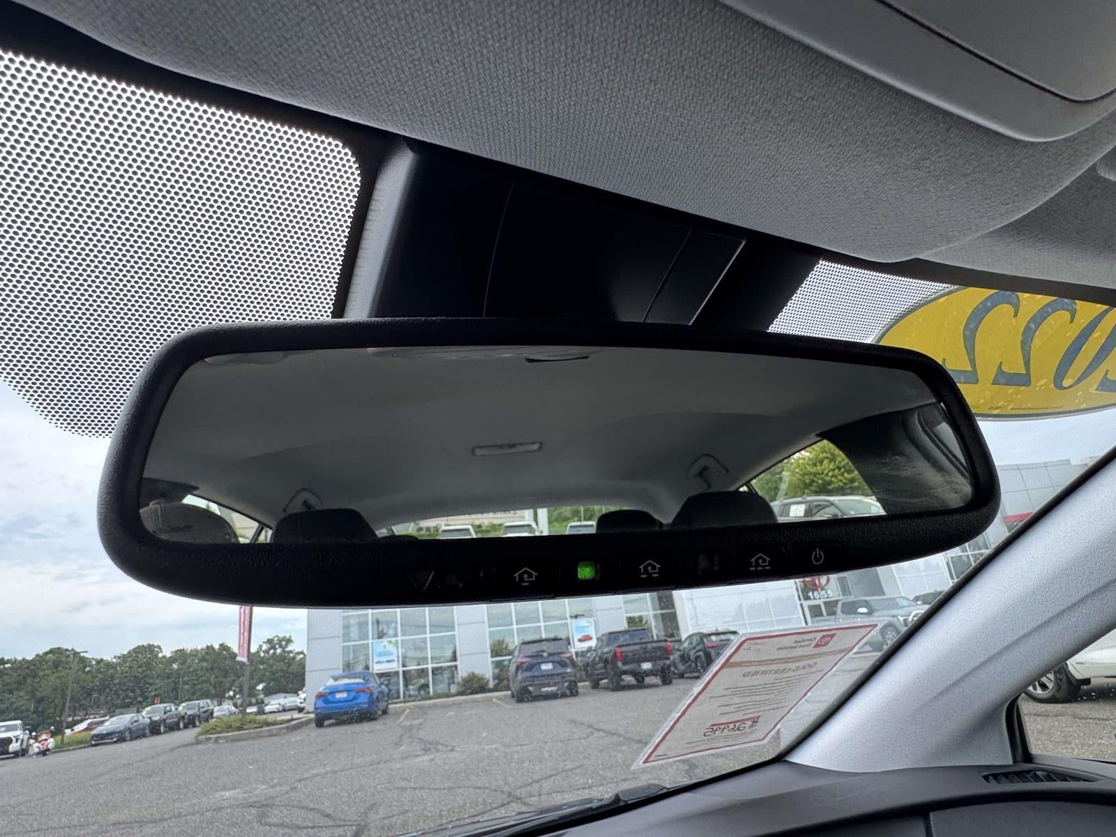 2022 Toyota Prius XLE AWD e