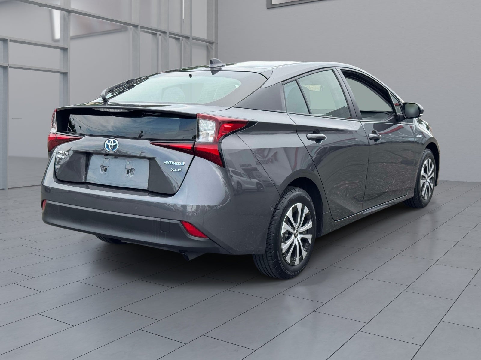 2022 Toyota Prius XLE AWD e
