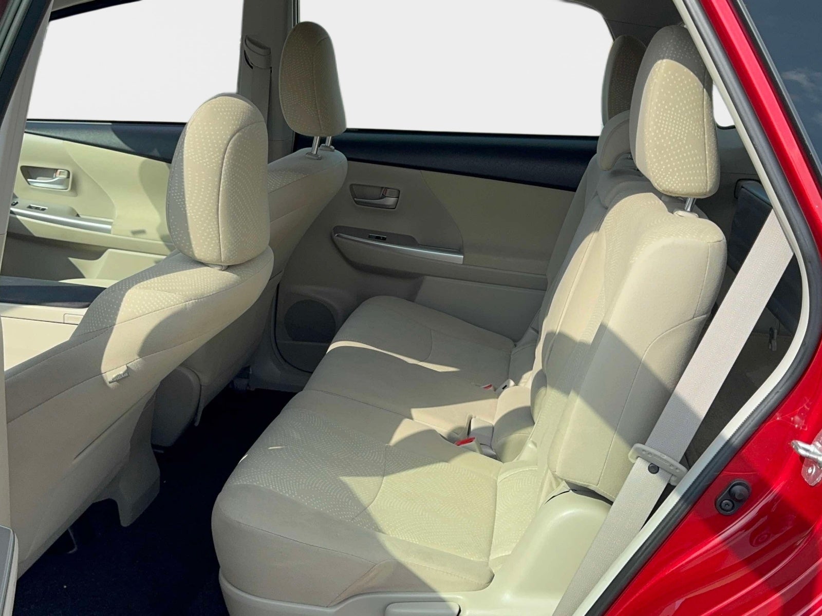 2014 Toyota Prius v Three