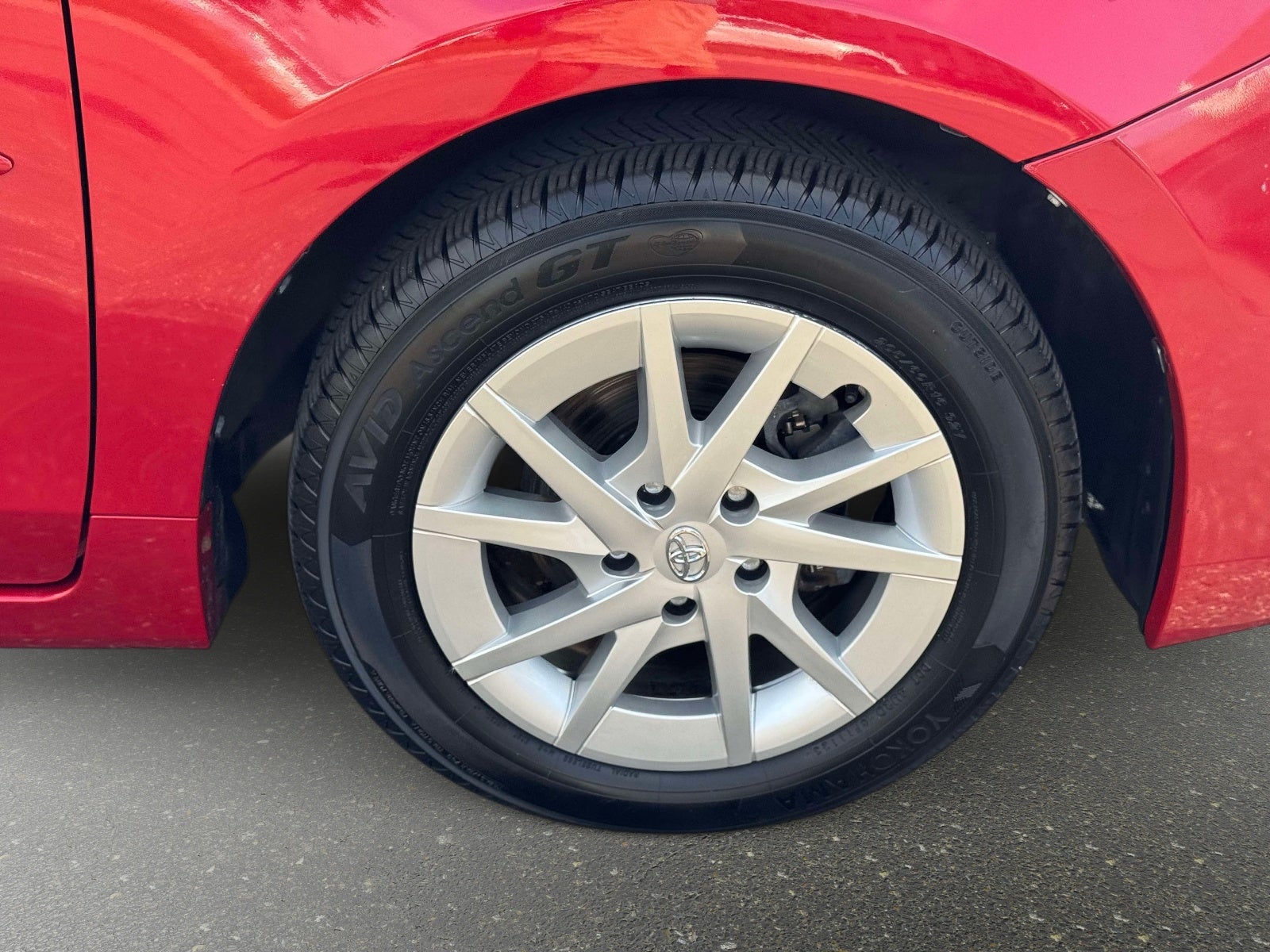 2014 Toyota Prius v Three