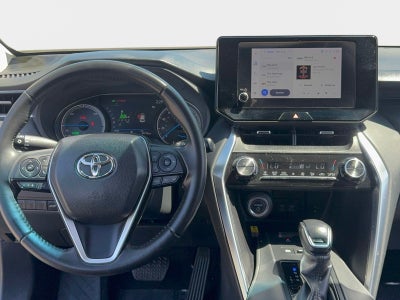 2023 Toyota Venza LE