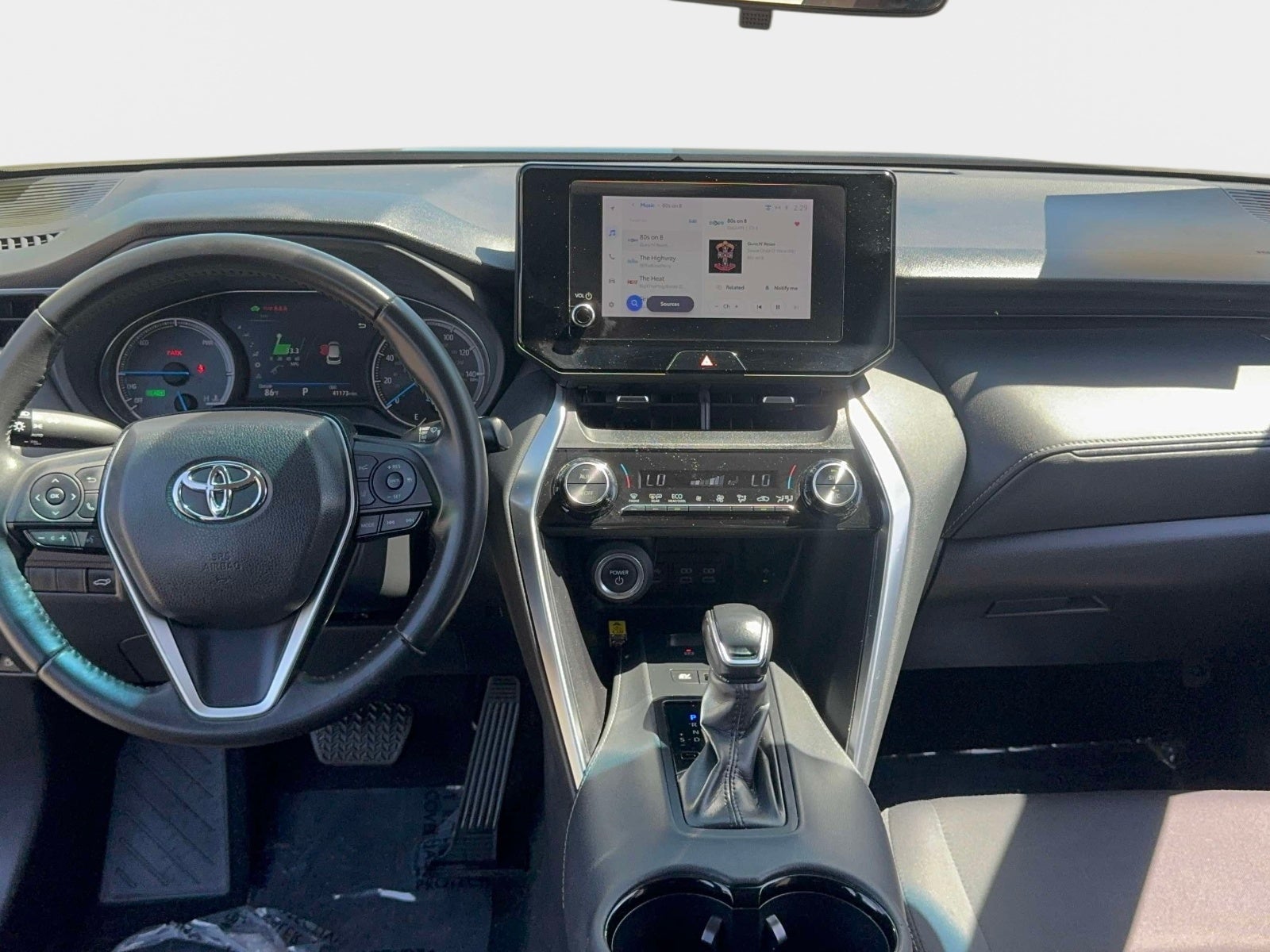 2023 Toyota Venza LE