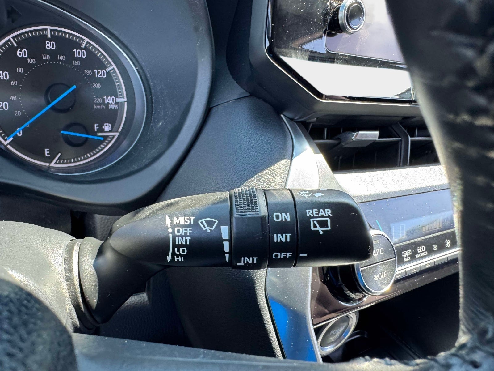 2023 Toyota Venza LE