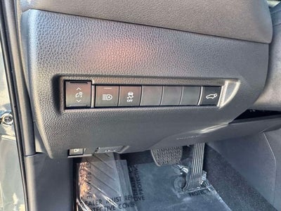 2023 Toyota Venza XLE