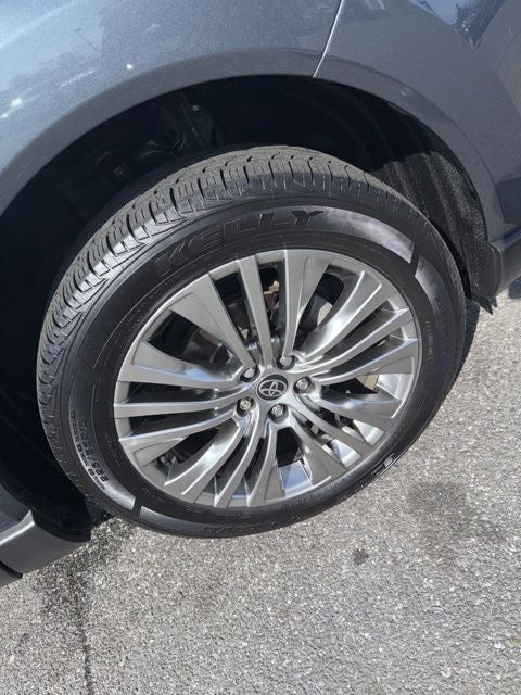 2023 Toyota Venza XLE