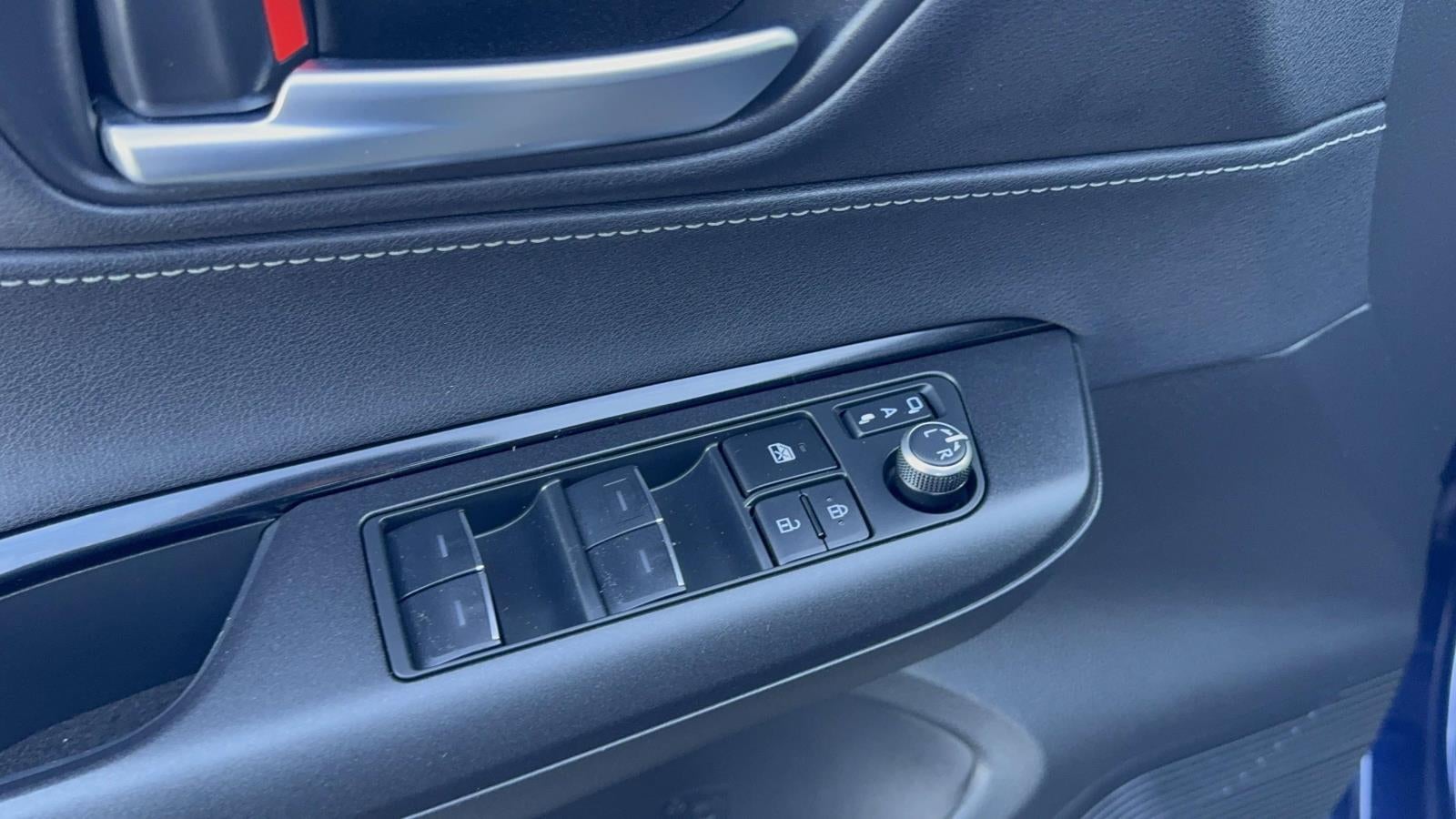 2023 Toyota Venza LE