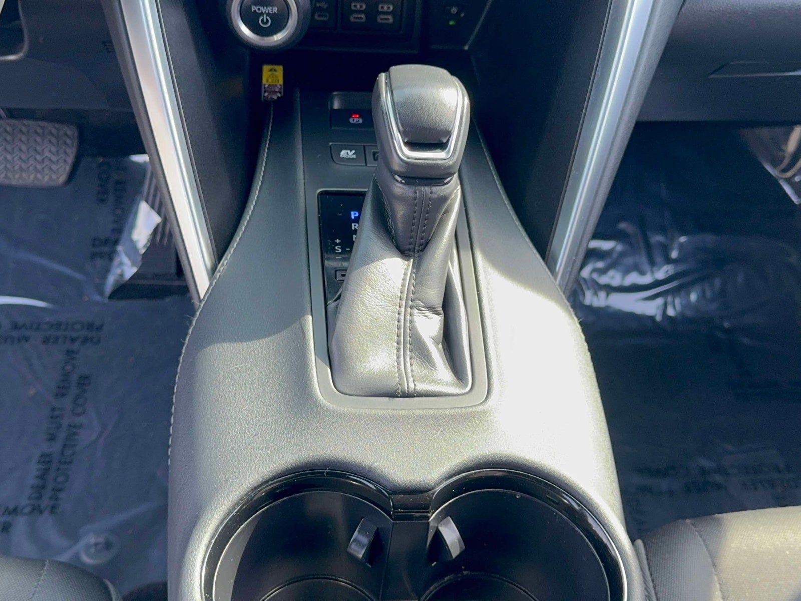 2023 Toyota Venza LE