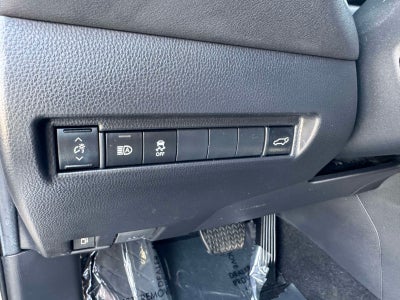 2023 Toyota Venza LE