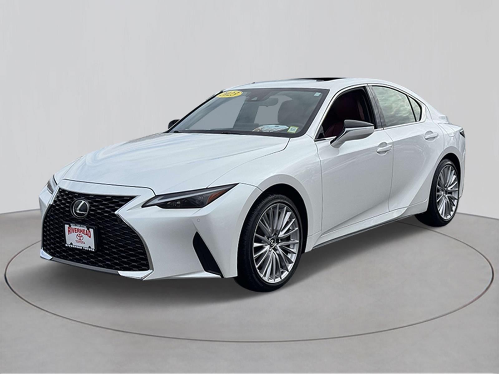2023 Lexus IS 300