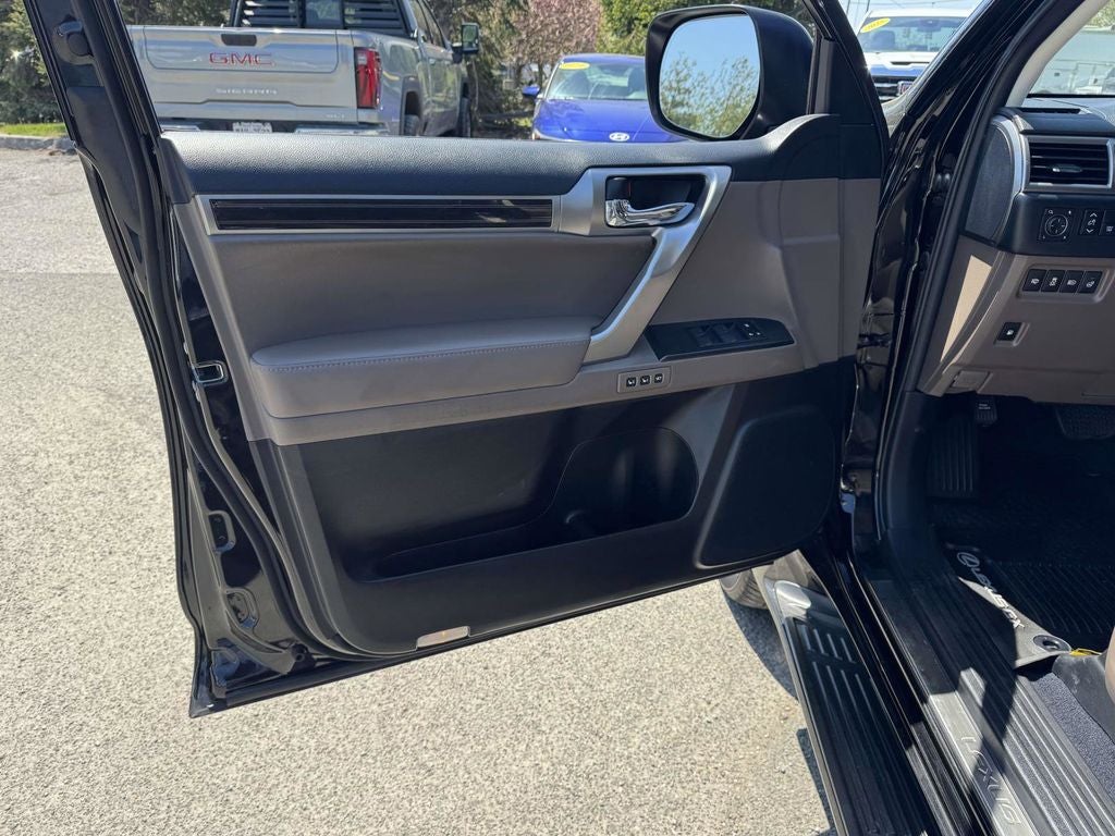 2023 Lexus GX 460
