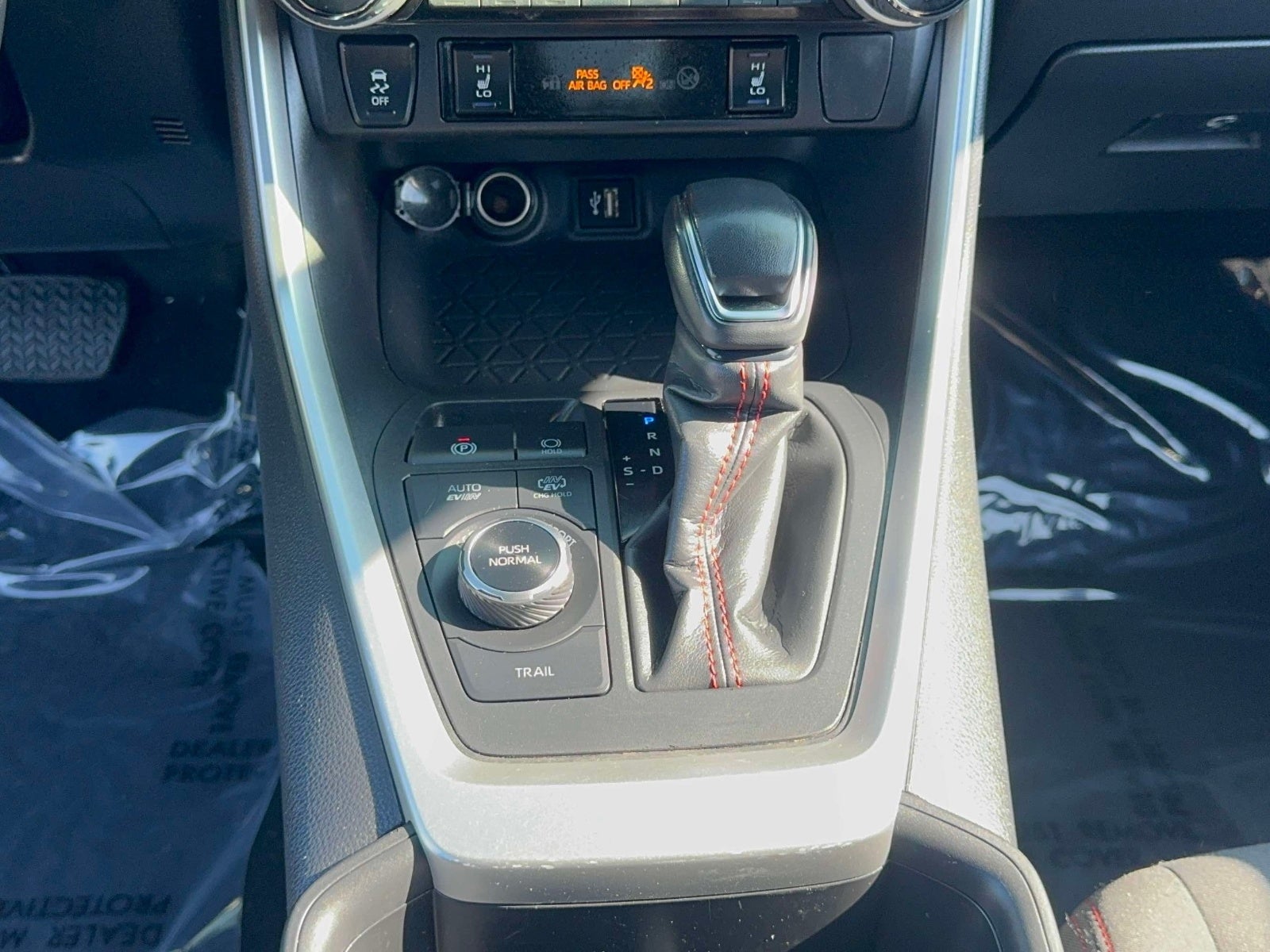 2024 Toyota RAV4 Prime SE