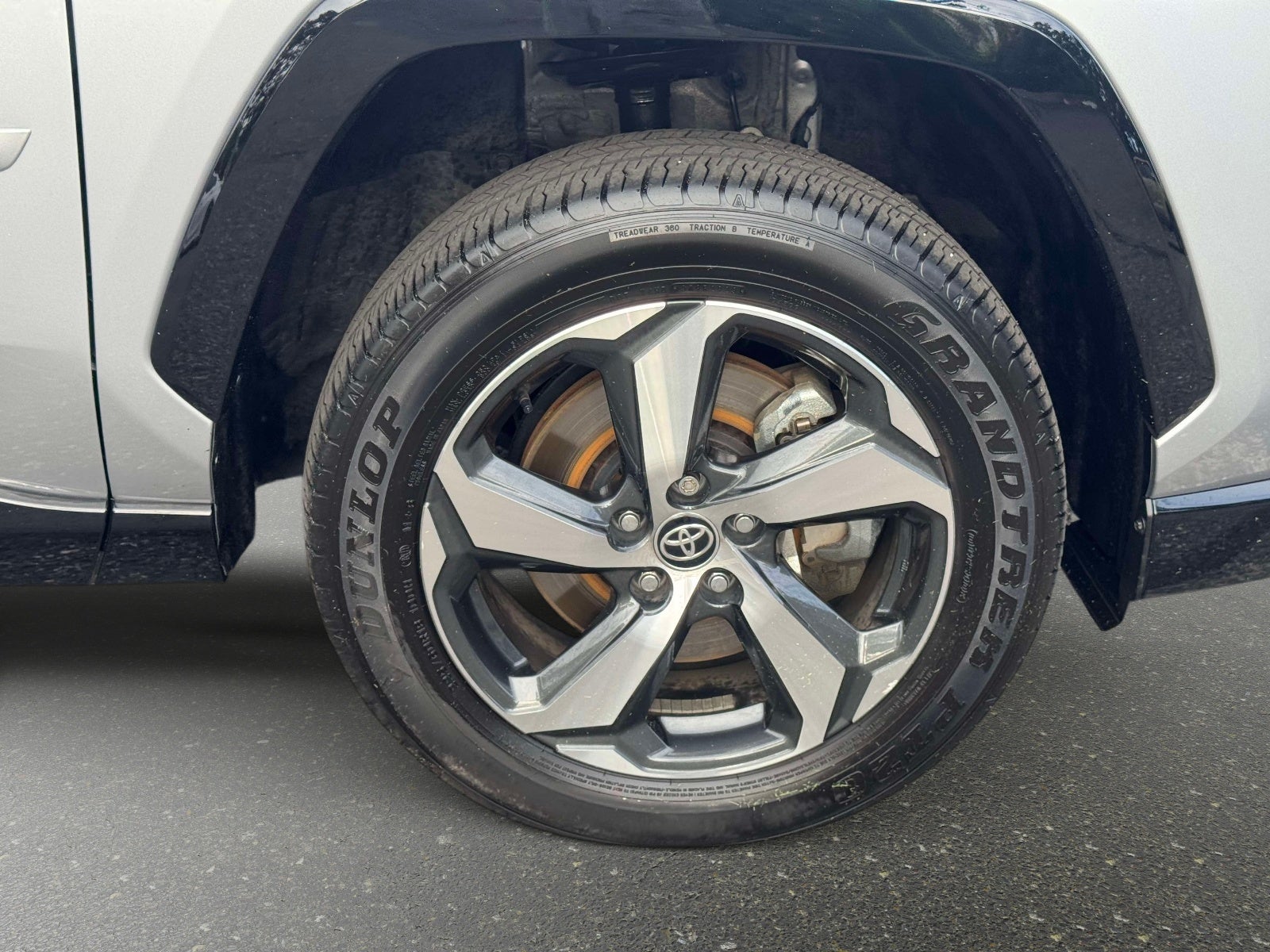 2023 Toyota RAV4 Prime SE