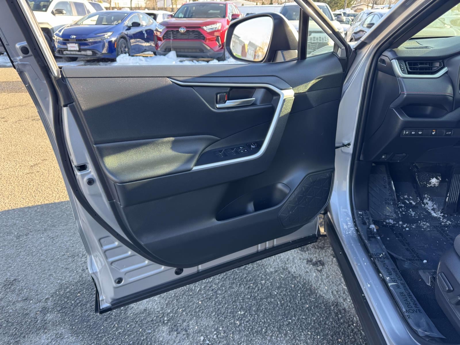 2023 Toyota RAV4 Prime SE