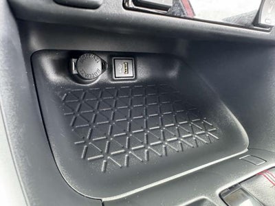 2024 Toyota RAV4 Prime SE