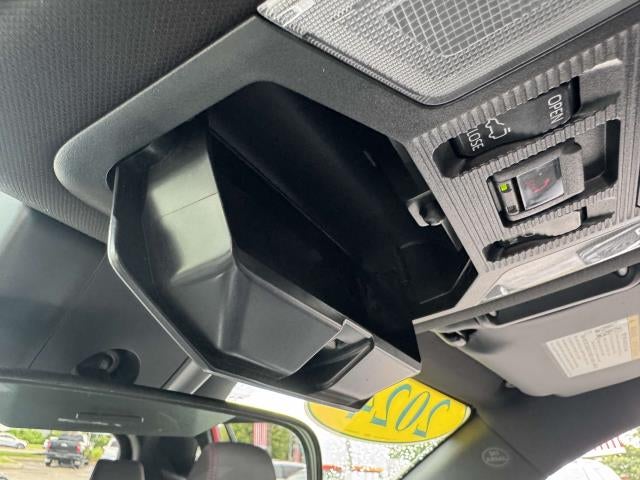 2024 Toyota RAV4 Prime SE