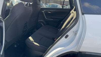 2024 Toyota RAV4 Prime SE