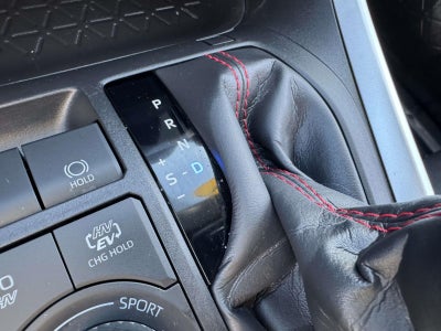 2024 Toyota RAV4 Prime SE