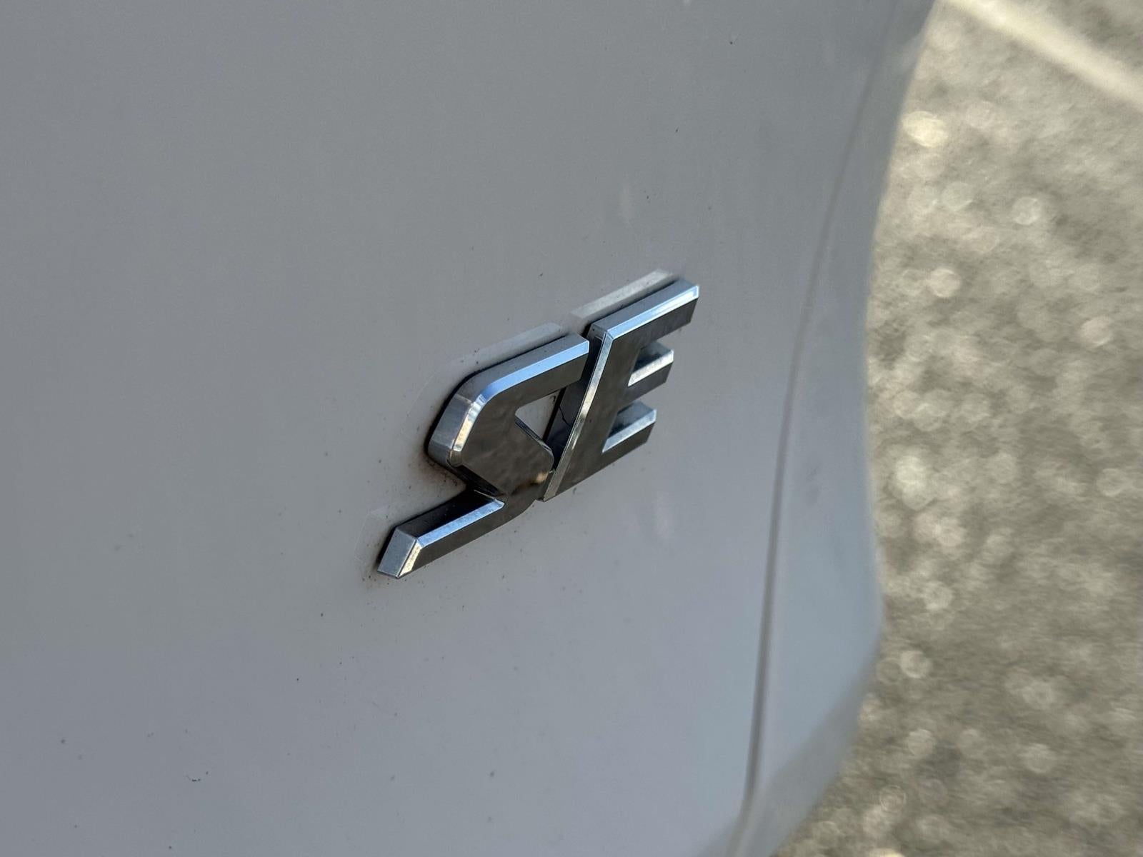 2024 Toyota RAV4 Prime SE