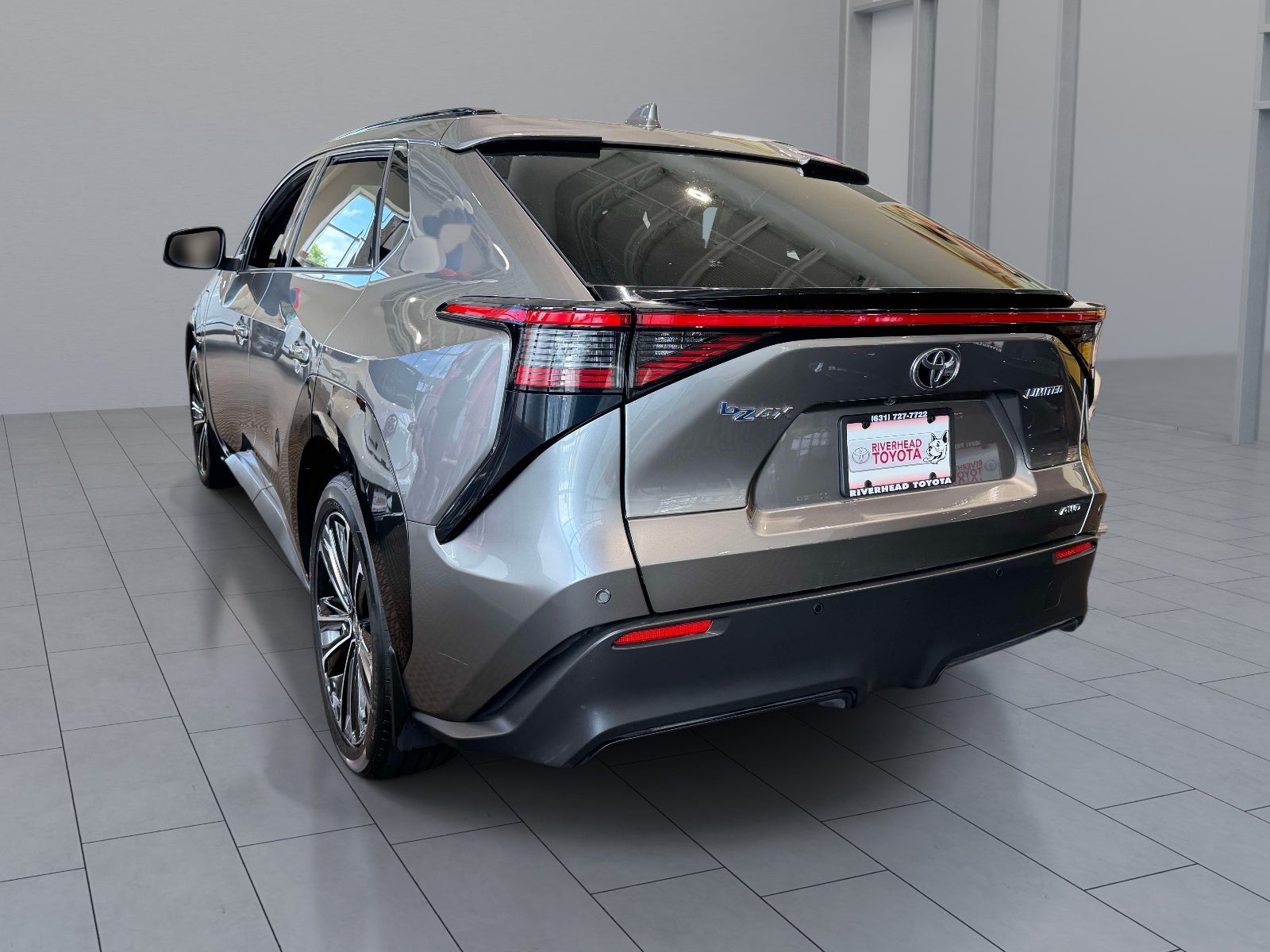 2023 Toyota bZ4X Limited